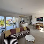 Alma Mare - Modern With Soul & View